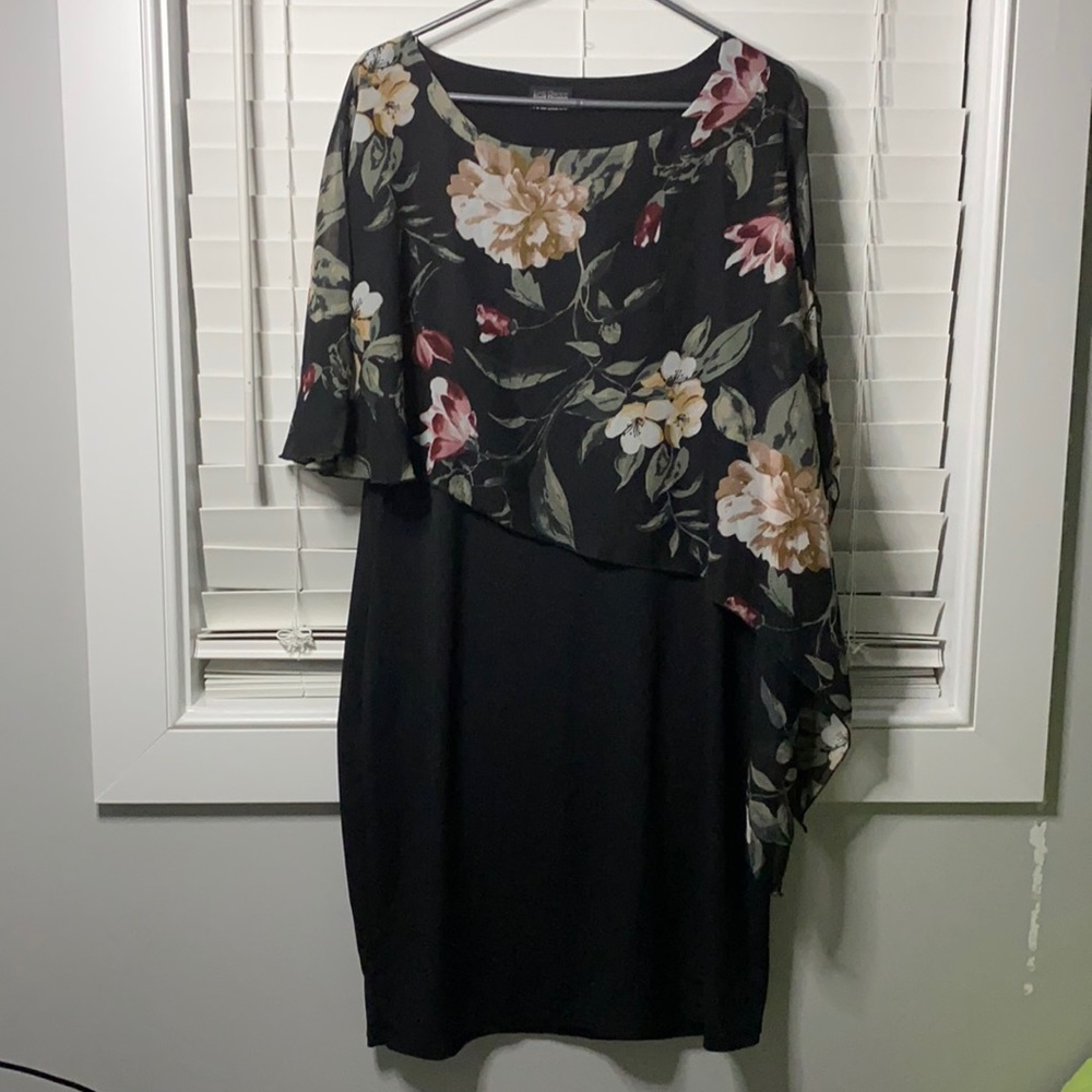 FIRST GLANCE—Dress